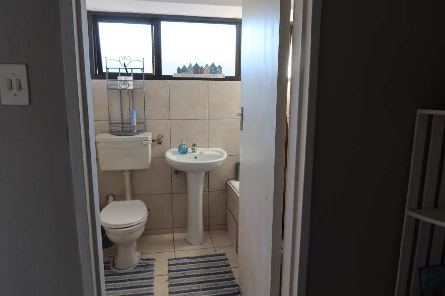 2 Bedroom Property for Sale in Goodwood Park Western Cape